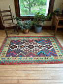 Kilim 4'x6' Rug