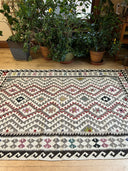 Kilim 5'x7' Rug