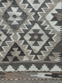 2.5'x 4' Kilim Rug