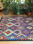 Kilim 5'x7' Rug