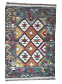 Kilim 4'x6' Rug