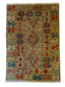 2.5'x 4' Kilim Rug