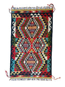 2.5'x 4' Kilim Rug