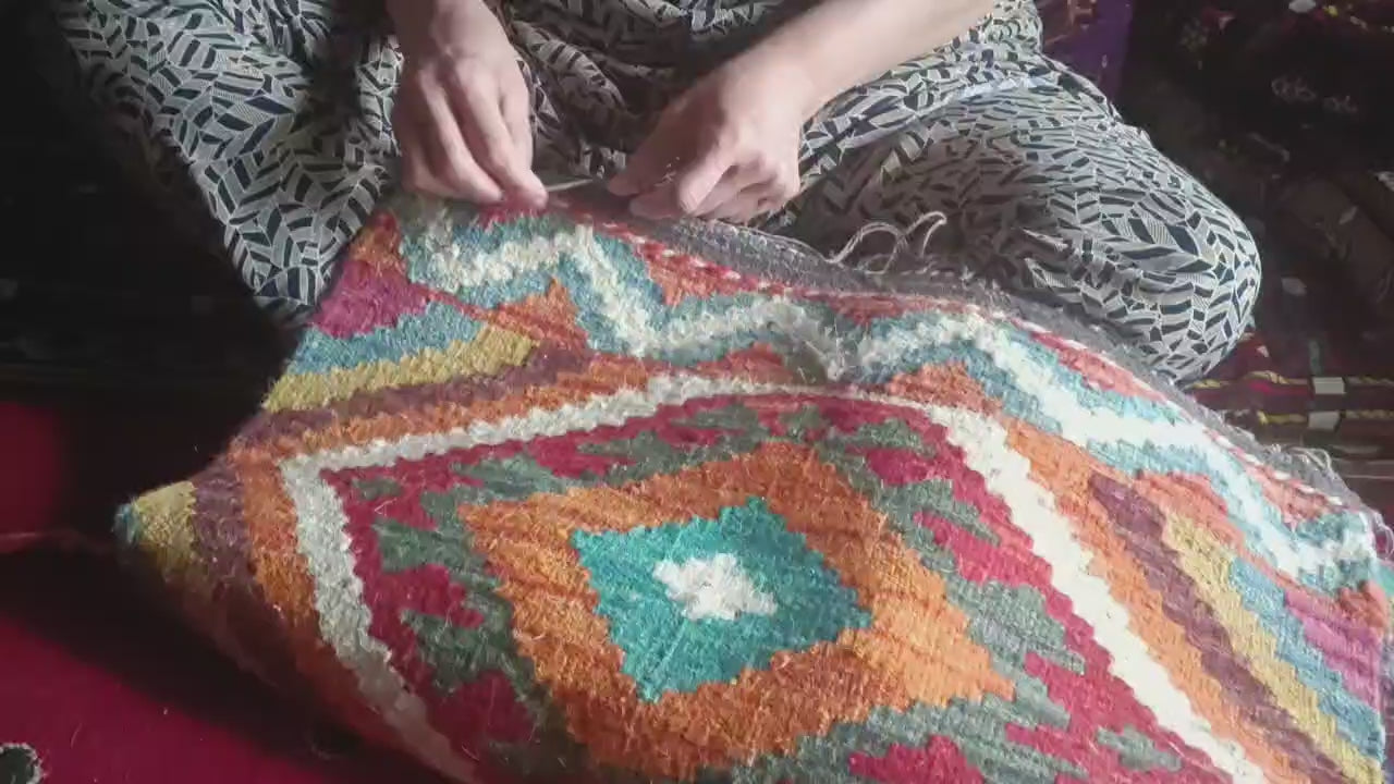 video of tying the fringe